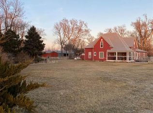 390 Road 2575, Guide Rock, NE 68942