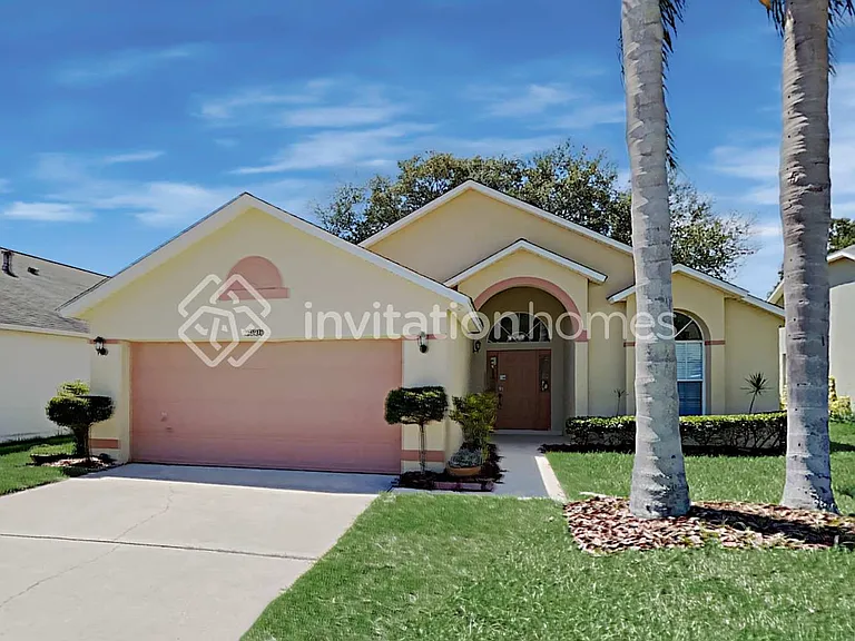 2920 Pebble Creek St — Photo 1