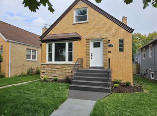 2751 N New England Ave, Chicago, IL