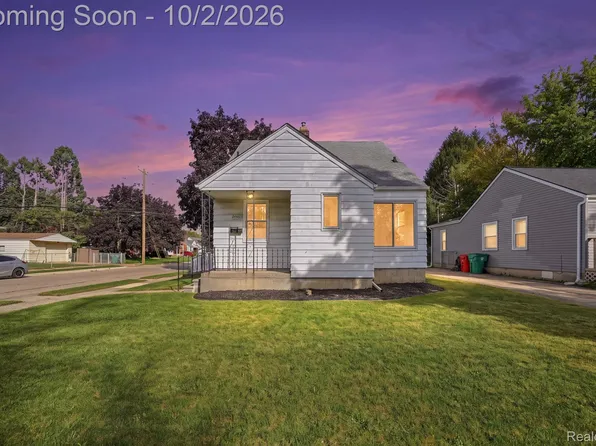 24480 Phlox Ave, Eastpointe, MI 48021
