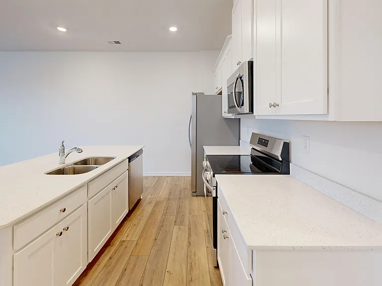 Quinn Residences at Covington Town Center — Photo 15