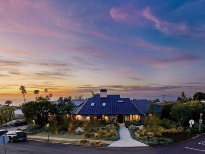 375 Camino De Las Colinas, Redondo Beach, CA, 90277