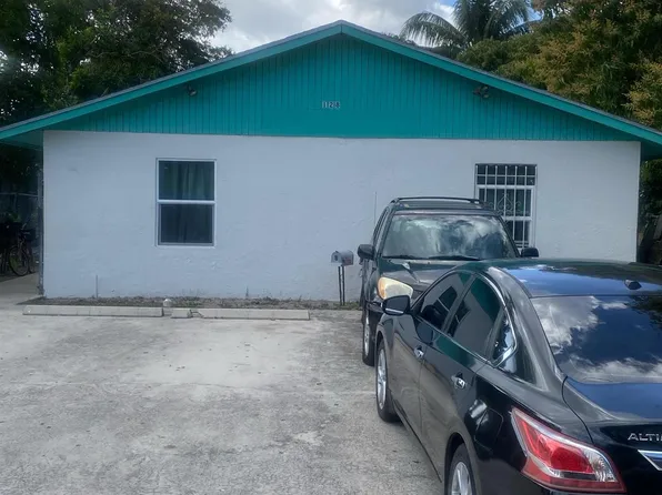 128 SW 3rd Ave, Delray Beach, FL 33444
