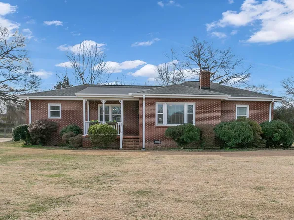 4 Janice Ct, Greenville, SC 29611