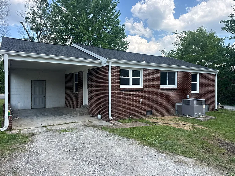2708 Highway 41S — Photo 2
