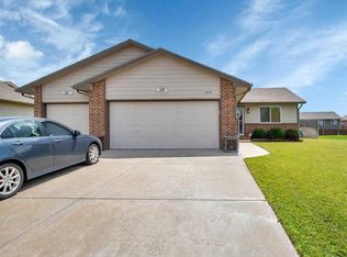 11114 W Hollywood St, Wichita, KS 67215