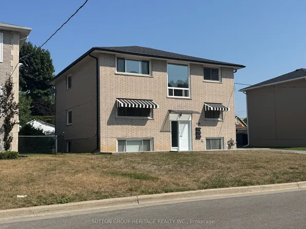 110 Tecumseh Ave #1, Oshawa, ON L1G 3N4