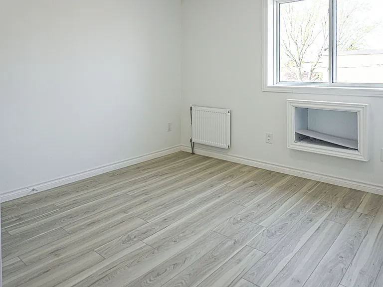 630 Cummings Ave — Photo 96