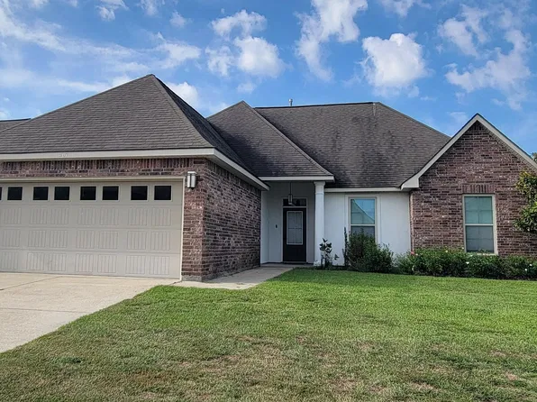 407 Claystone Rd, Youngsville, LA 70592