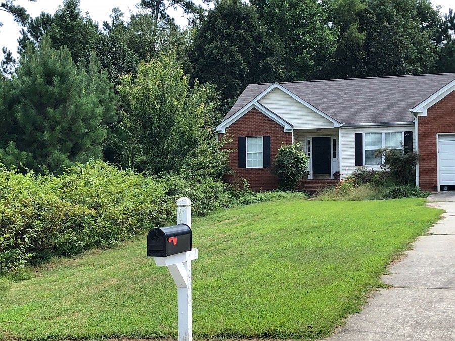 2nd image of 608 Crested View Ct