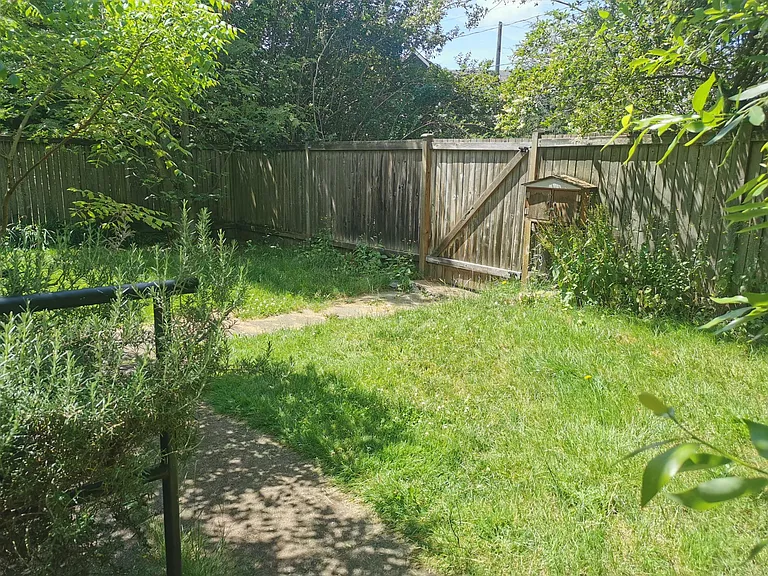 7822 Lake City Way NE #1 — Photo 2
