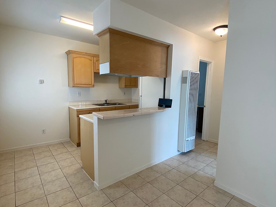 1st image of 1133 Orizaba Ave #6