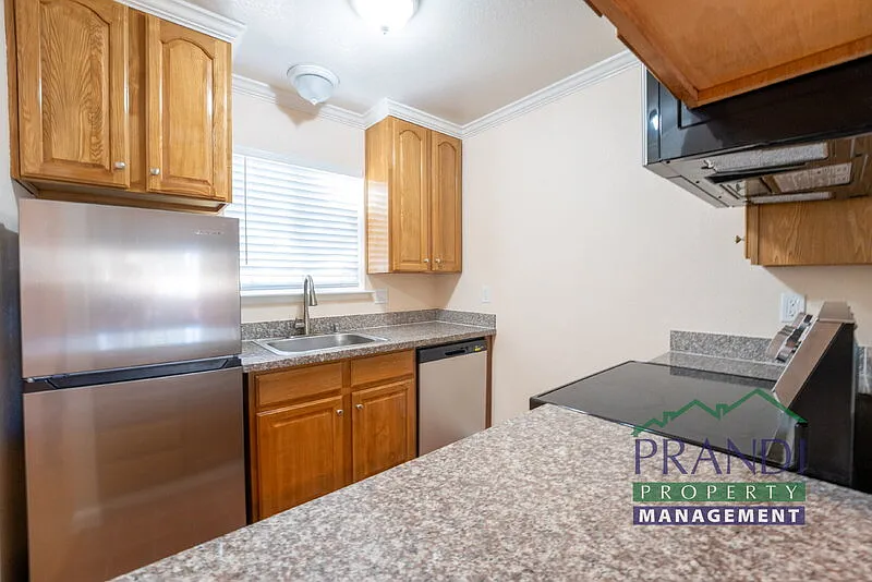 1 bed, 1.0 bath, 450 sqft, $2,345 — Photo 4