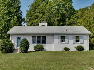 1544 Tudor Ln, North Chesterfield, VA 23235