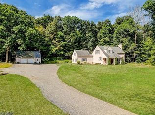 44 Mountain View Rd, Warren, NJ 07059