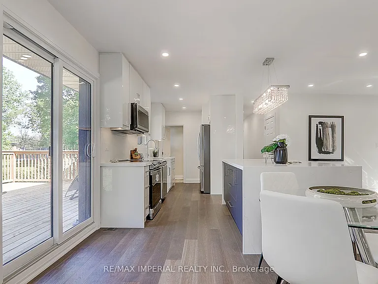 98 Belfry Dr — Photo 10