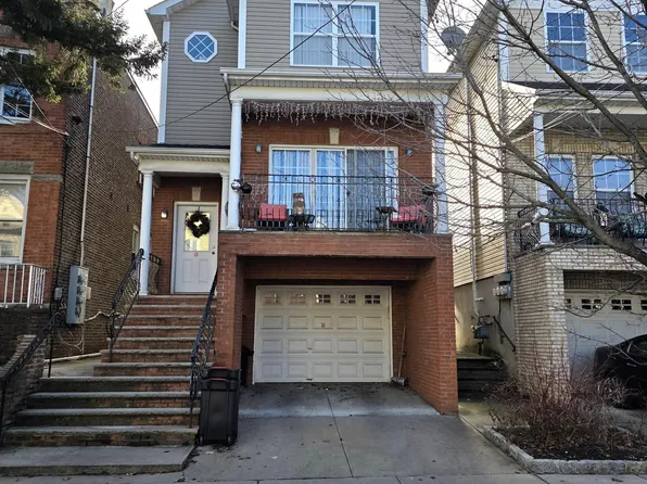 28 West 17th Street image 1 of 1