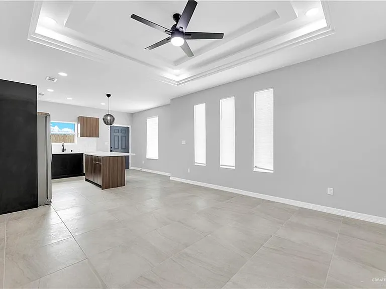 5604 Ozark Ave #4 — Photo 4