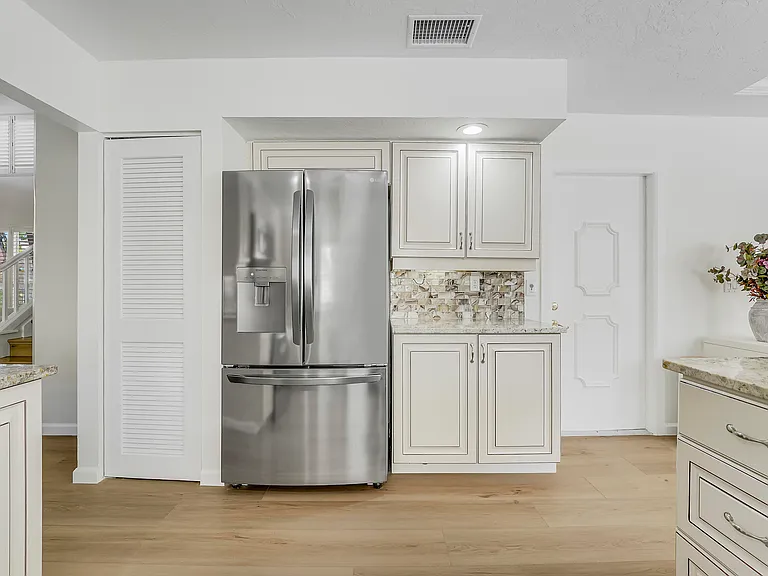 26 Via Aurelia Palm — Photo 15