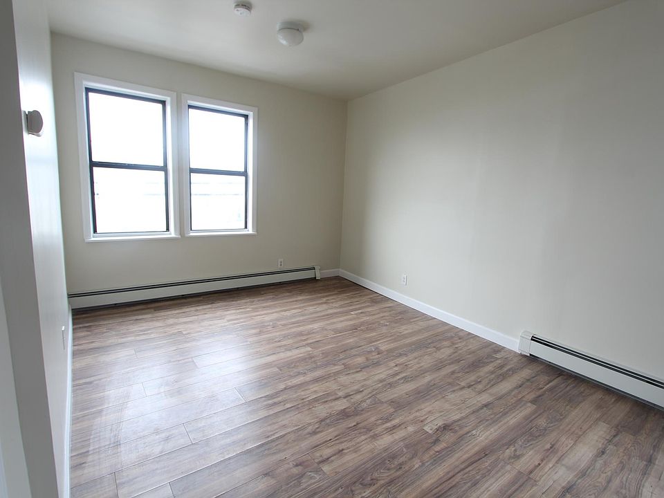 1st image of 115 Southside Ave APT B1