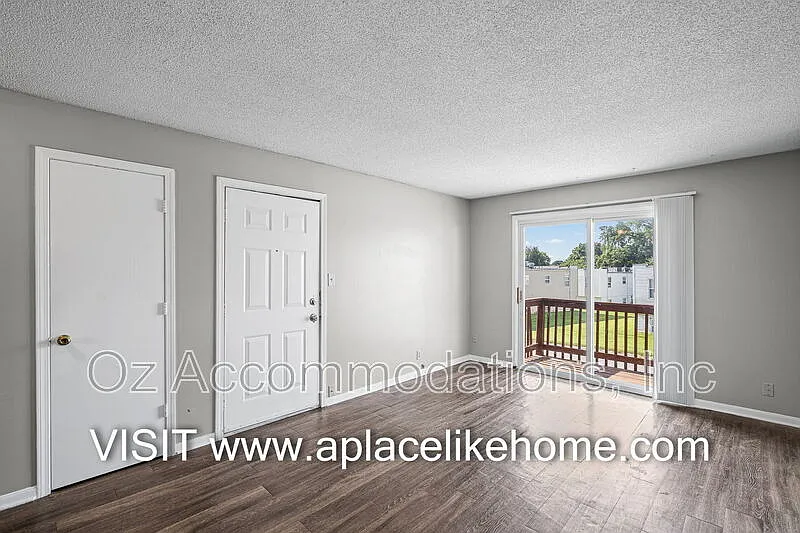 2 bed, 1.0 bath, 750 sqft, $795 — Photo 3