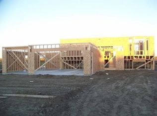 119 Clarke Rd, Bismarck, ND 58504