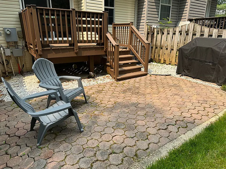 103 Staunton Ct — Photo 48