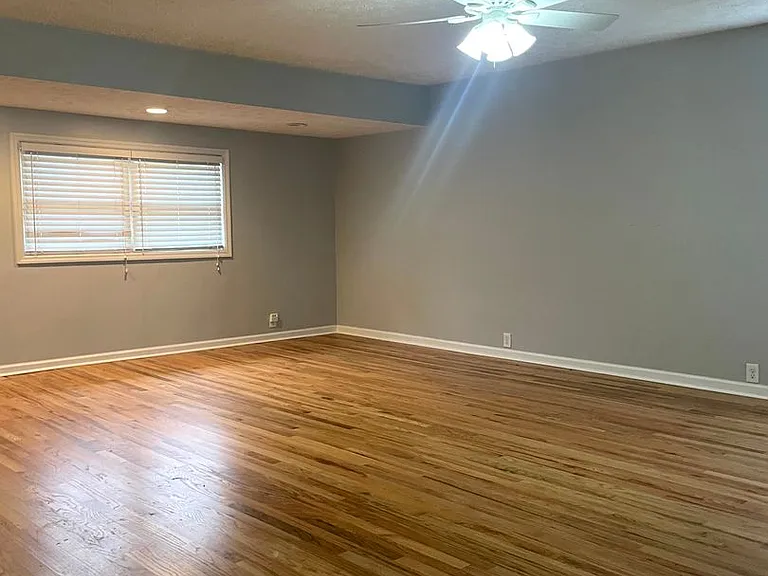 2703 Northwood Ct — Photo 25