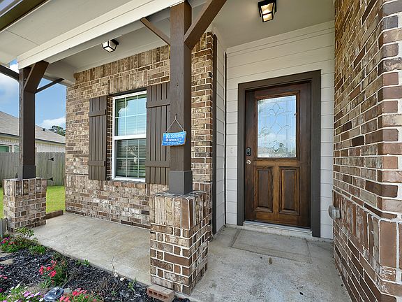 3rd image of 18869 Aspen Briar Cir
