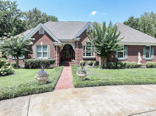 20 Timber Ridge Dr, Paducah, KY 42001
