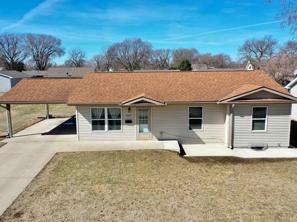 2229 Bryan St, Sioux City, IA 51109