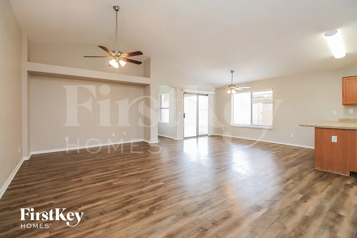 Building Photo - 13338 W Boca Raton Rd