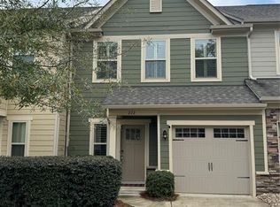 222 Scenic View Ln, Matthews, NC 28104