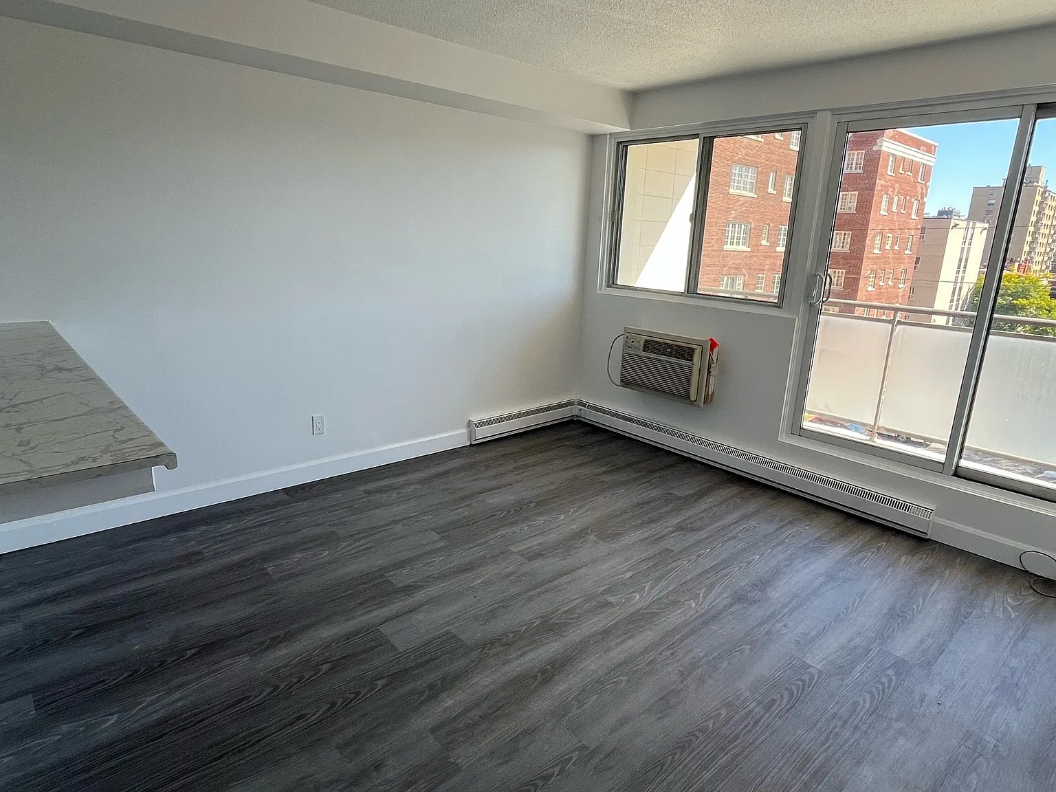 1 bed, 500 sqft, $1,675 — Photo 3