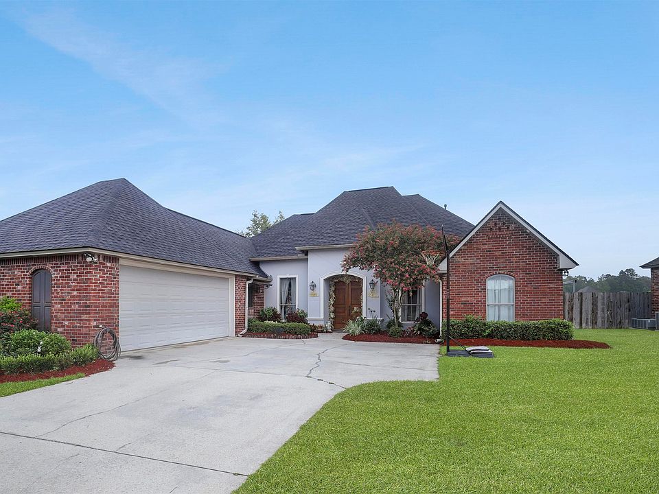 1st image of 13867 Creekstone Dr