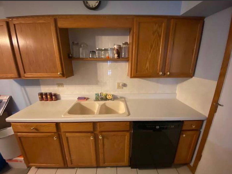 1st image of 7121 Laverne Ln APT 2C