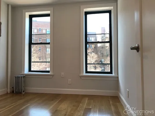 Rented by City Connections Realty | media 11