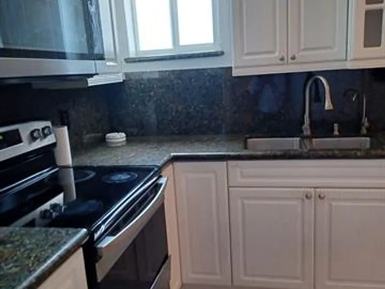 8001 N Crespi Blvd #CU-2C — Photo 1