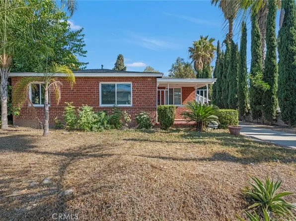 1674 Alameda St, Pomona, CA 91768