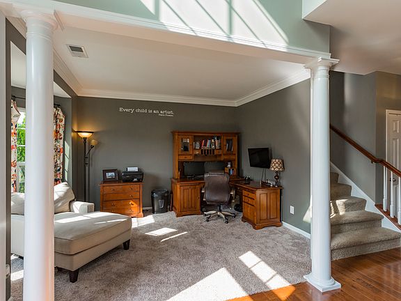 3rd image of 2209 Dominick Dr