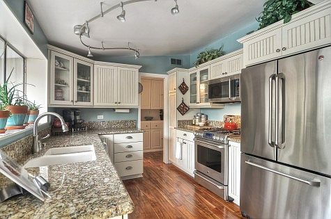 4th image of 2236 Wallace Ave