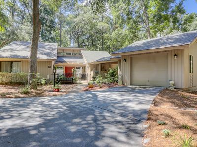 28 Pineland Rd, Hilton Head Island, SC, 29926