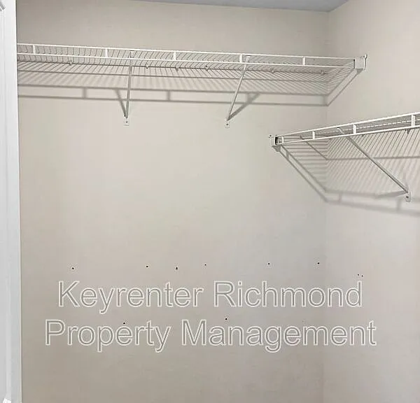 4333 Kenmare Ln — Photo 13