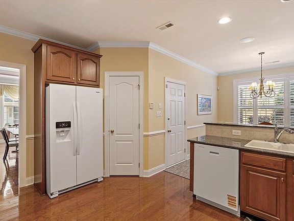 4th image of 10920 Clovermill Cir