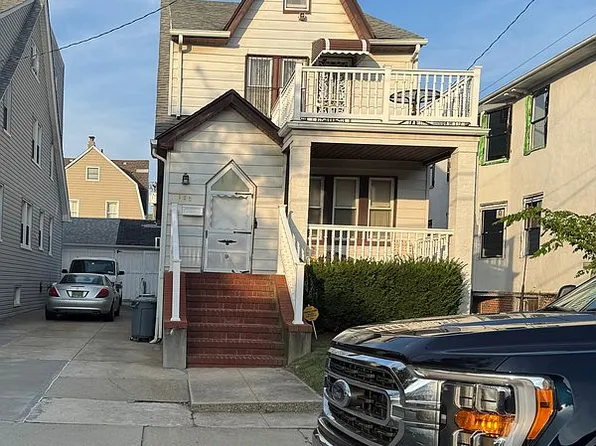 170 124th Bch, Rockaway Park, NY 11694