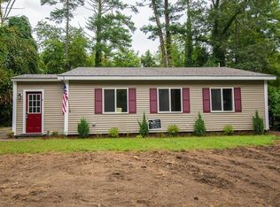 4 Island Vw, Lakeville, MA 02347