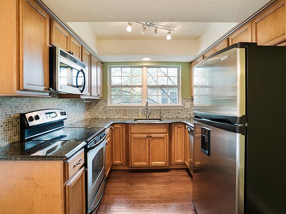 4th image of 12105 Green Leaf Ct APT 302