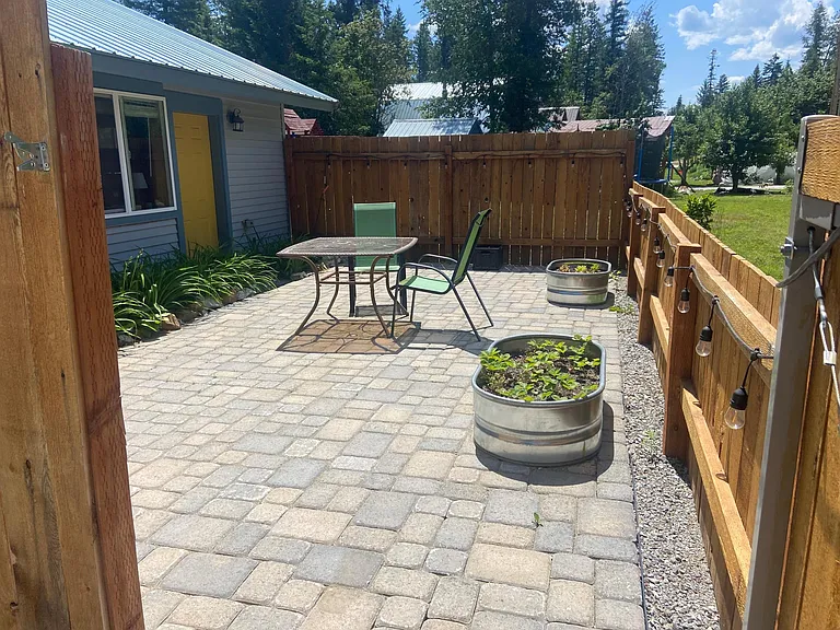403 Carr Creek Rd — Photo 3
