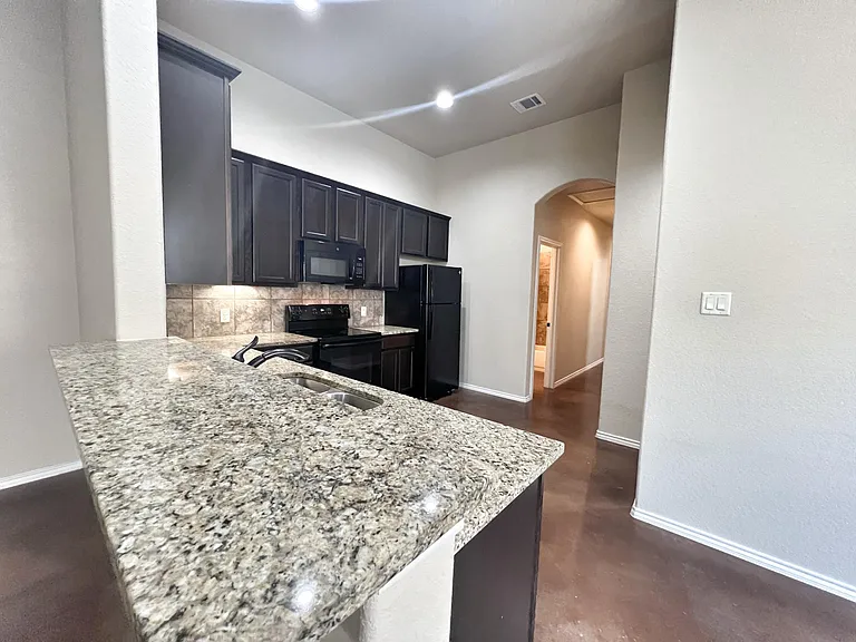 2611 Pahmeyer Rd — Photo 8