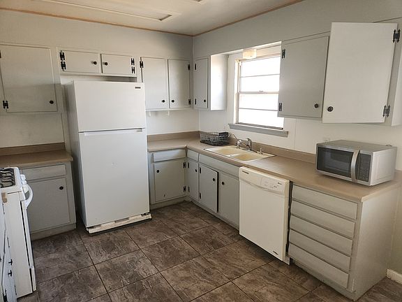 5th image of 104 N Bentwood Dr